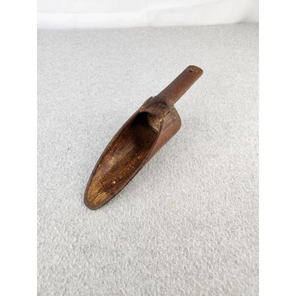 Vtg Primitive Wooden Bamboo? Farm Scoop Spoon Merchant Shovel Rustic * Damaged *